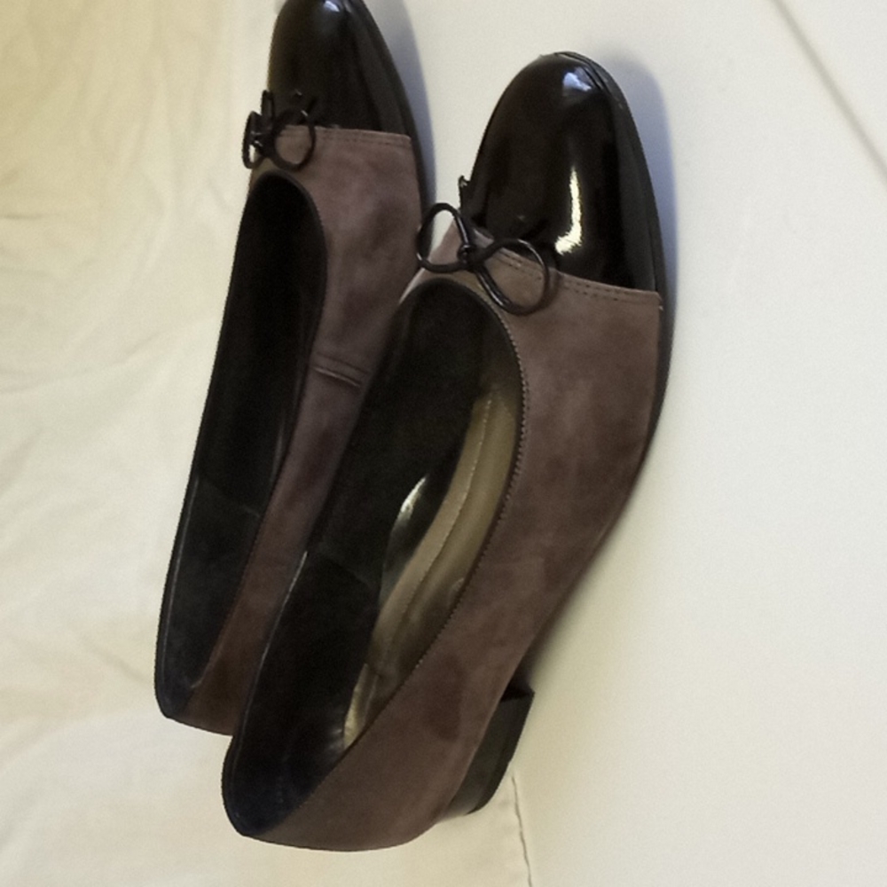 Ballet flats